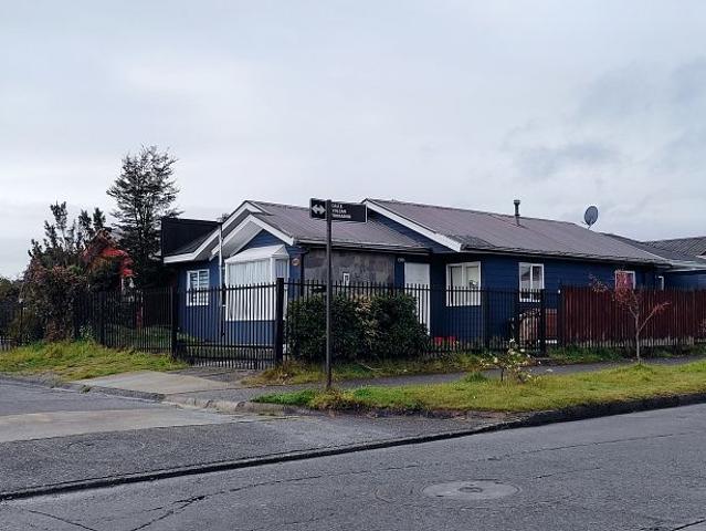 Casa de esquina en venta valle volcanes