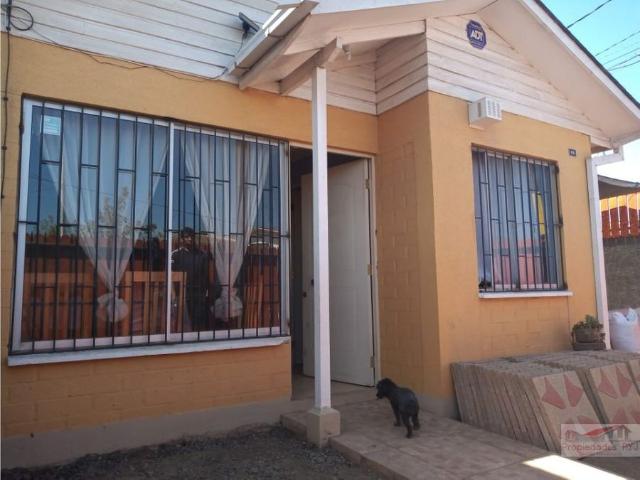 Casa de esquina excelente conectividad