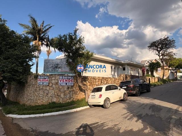 Casa de esquina no Jardim Maia 817 m²