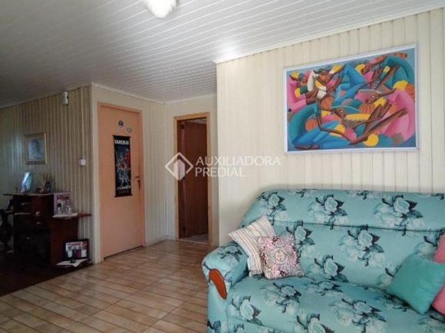 Casa de esquina no Petrópolis!