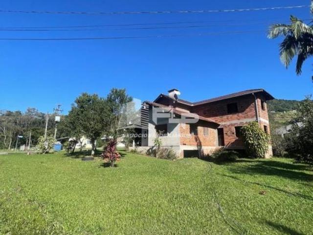 CASA DE ESQUINA PARA VOCÊ CONCLUIR DO SEU JEITO