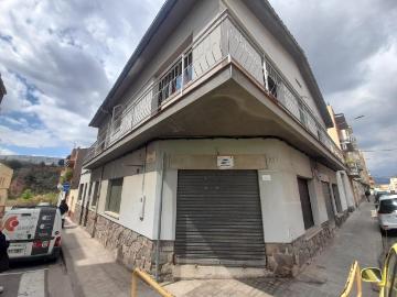 CASA DE ESQUINERA 23 x 18 METROS DE FACHADA EN TORRE ROMEO BAJO