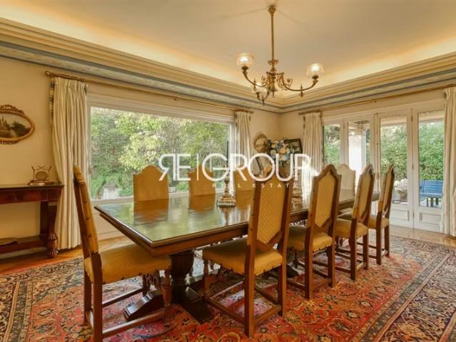 Casa de estilo en venta de 6 dorm. En Lo Barnechea | 6 dormitorios por 48000.00 en Lo Barnechea