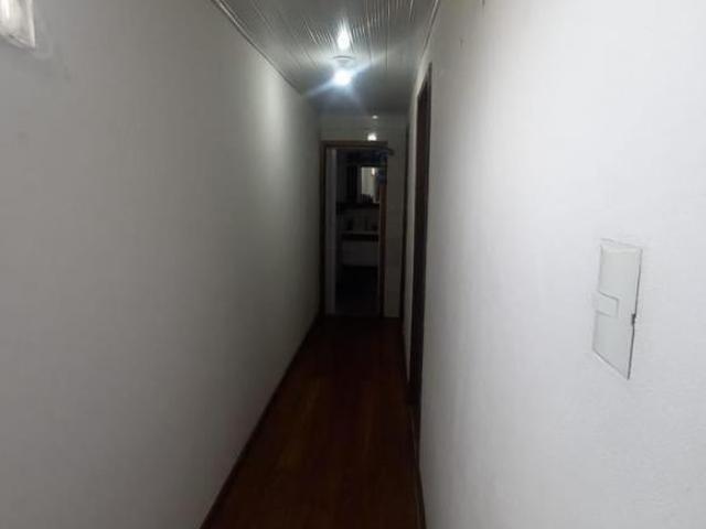 casa de fundos de 2 dormitorio com vaga, 52 m2 de área útil, no Bairro Aparício Borges