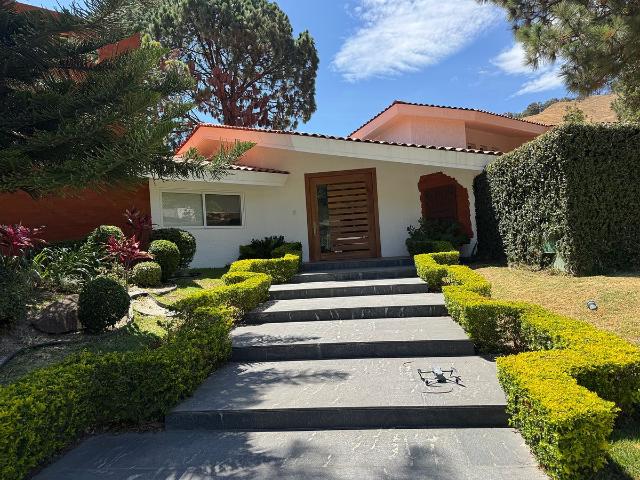Casa de Lujo en Club de Golf Santa Anita | 1,224 m² de Terreno