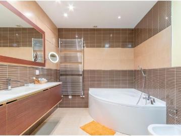 Casa de lujo en Dénia Costa Blanca – Alquiler anual – Ideal para vivir a 4 km. de la playa