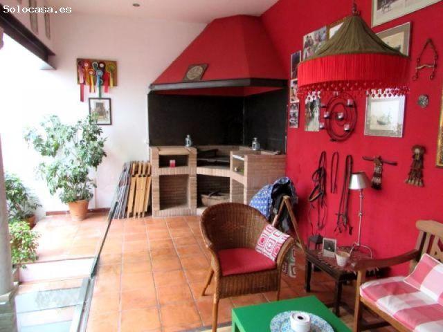 CASA DE LUJO EN PLENO CENTRO DE CÓRDOBA CAPITAL
