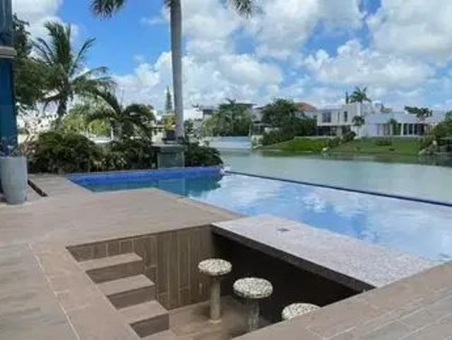 Casa De Lujo En Renta En Cancún Con 1,000 M² De Constru