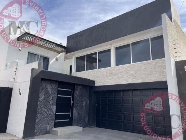 Casa de Lujo en Venta al norte en Cerrada San Miguel, Aguascalientes