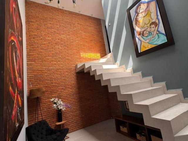 CASA DE LUJO EN VENTA EN CAÑADA DEL REFUGIO NORTE CON 3 RECAMARAS