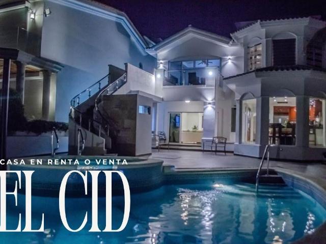 ⭐️CASA DE LUJO EN VENTA EN EL CID CON ALBERCA PROPIA FTE CANAL DE NAVEGACION