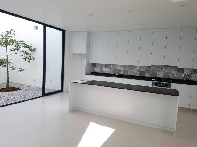 CASA DE LUJO EN VENTA EN SAN FELIPE DEL AGUA