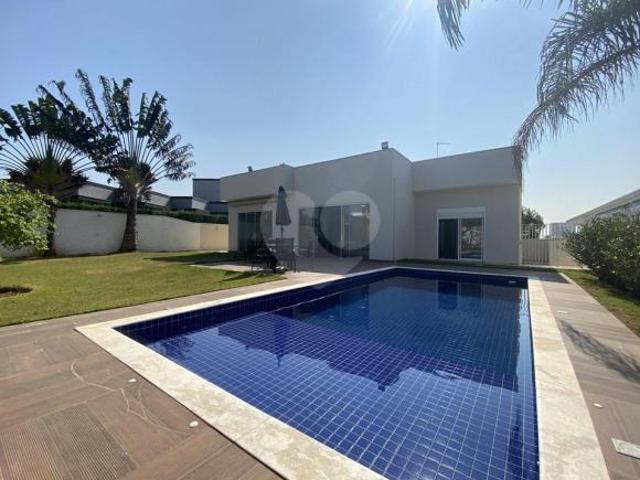 Casa de Luxo à Venda em Condomínio Fechado – Salto/SP | 3 Suítes, Piscina e Espaço Gourmet