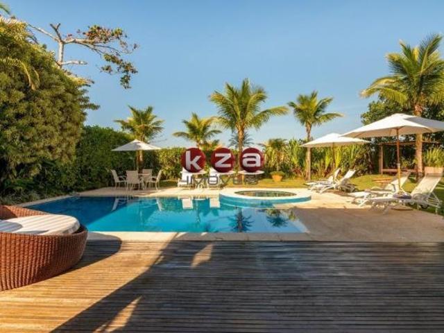 Casa de luxo a venda MOBILIADA, na Barra do Una: 6 suítes, 3 salas, 10 banheiros, frente para o mar