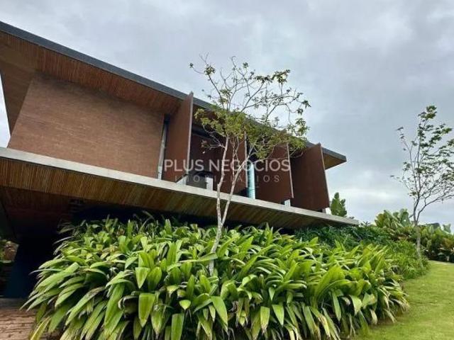 Casa de Luxo À Venda Parque Reserva Fazenda Imperial 4 suítes 545 m²