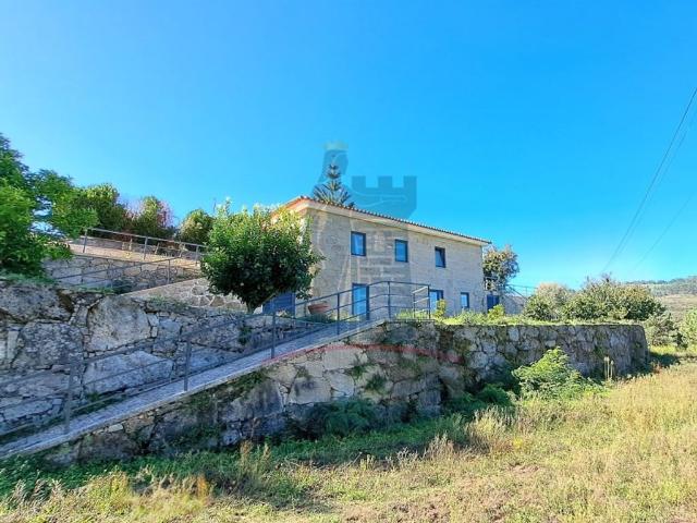Casa de luxo de 100 m² à venda Cinfães, Portugal
