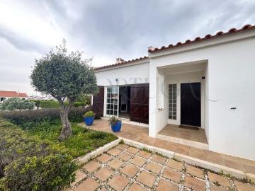 Casa de 142 m² para alugar Porto Covo, Sines, Setúbal