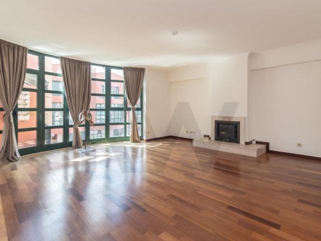 Casa de luxo de 135 m² para alugar Lisboa, Portugal