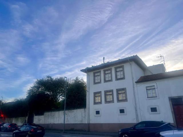 Casa de luxo de 1325 m² à venda Paranhos, Porto