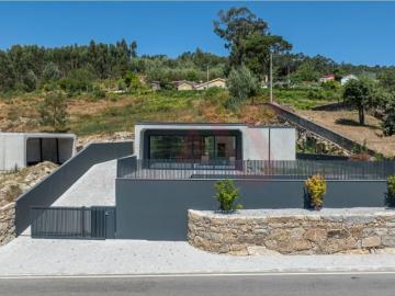 Casa de 150 m² à venda Guimarães, Braga