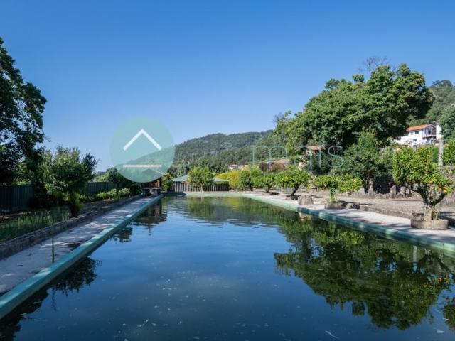 Prestigiosa casa de 22000 m² à venda Santo Tirso, Porto