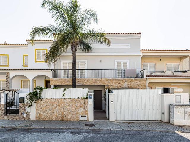 Casa de luxo de 255 m² à venda Faro Sé e São Pedro, Faro