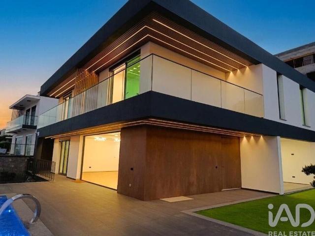 Casa de luxo de 255 m² à venda Funchal, Portugal