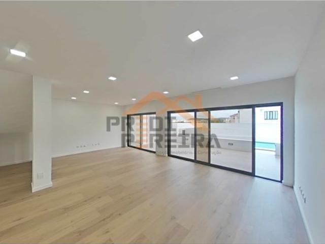 Casa de luxo de 260 m² à venda Fanqueiro, Loures, Lisboa