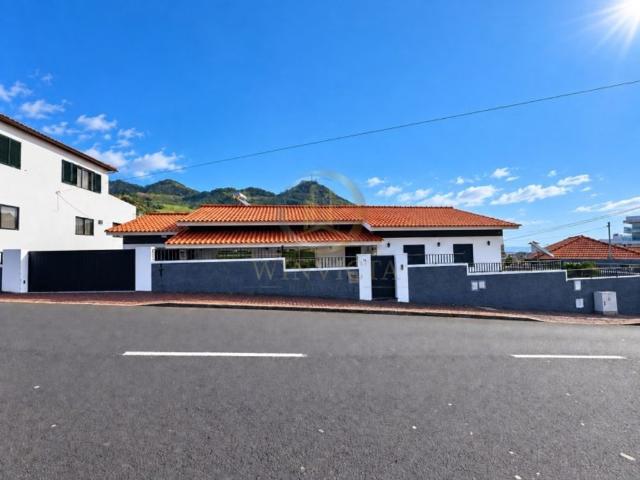 Casa de luxo de 299 m² à venda Centro, Machico, Madeira