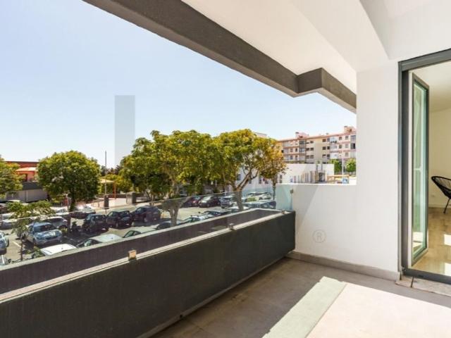 Casa de luxo de 307 m² à venda Amadora, Portugal