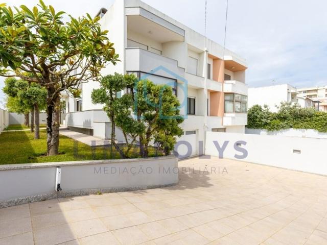 Casa de luxo de 315 m² à venda Praia da Amorosa, Viana do Castelo