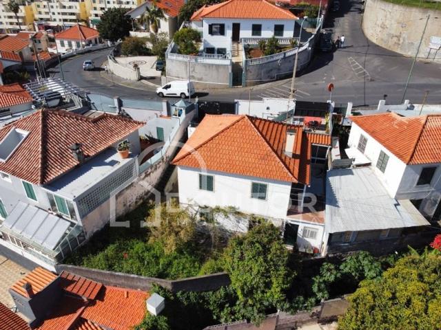 Casa de luxo de 336 m² à venda Funchal, Madeira