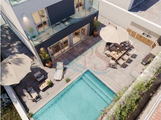 Casa de luxo de 337 m² à venda Faro, Portugal