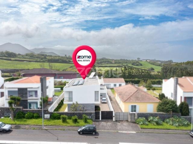 Casa de luxo de 342 m² à venda Ribeira Grande, Açores