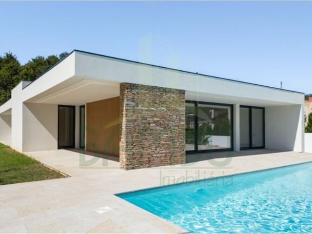 Casa de 350 m² à venda Vila Nova de Cerveira, Portugal