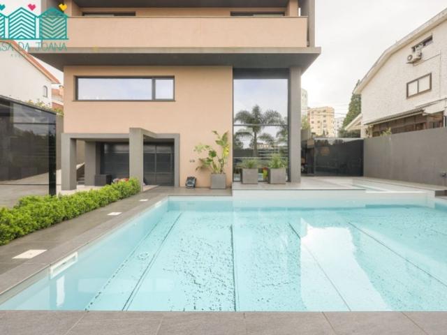 Casa de prestígio de 392 m² à venda Aveiro
