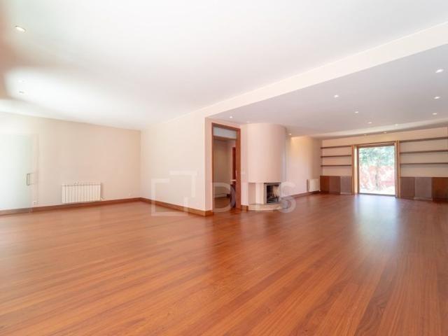 Casa de luxo de 400 m² para alugar Miramar, Vila Nova de Gaia, Porto