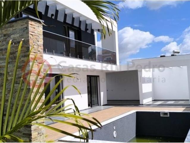 Casa de luxo de 420 m² à venda Aldeia de Irmaos, Setúbal