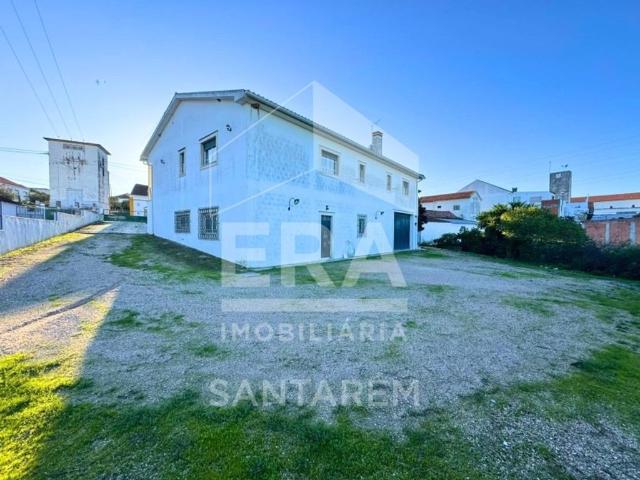 Prestigiosa casa de 454 m² à venda Santarém