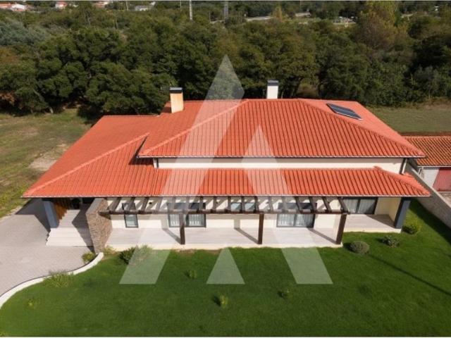 Casa de luxo de 451 m² à venda Lousã, Coimbra