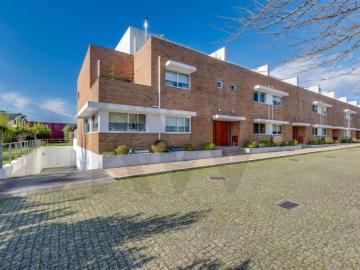 Casa de luxo de 501 m² à venda Maia, Porto