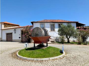 Casa de prestígio de 591 m² à venda Mirandela, Bragança