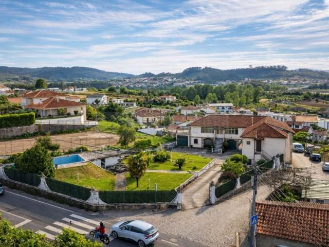 Casa de luxo de 678 m² à venda Braga, Portugal