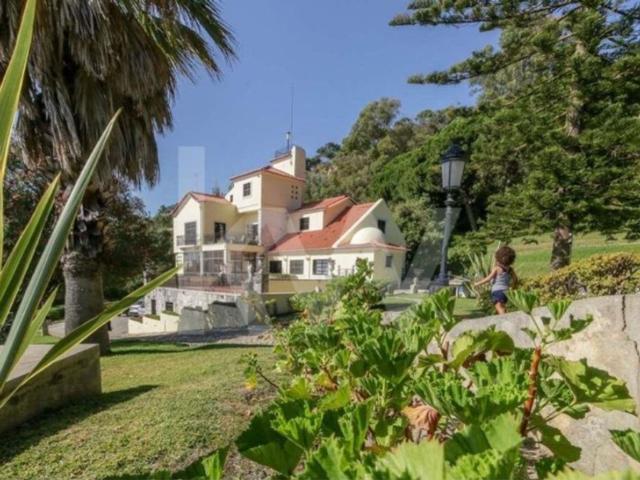 Casa de luxo de 764 m² à venda Almada, Setúbal
