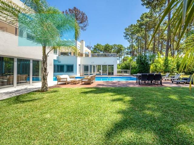Casa de luxo de 780 m² para alugar Charneca de Caparica, Portugal