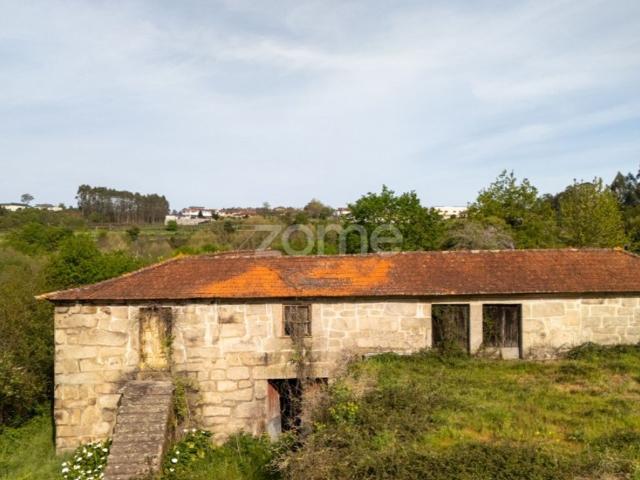 Casa de 877 m² à venda Paredes, Portugal
