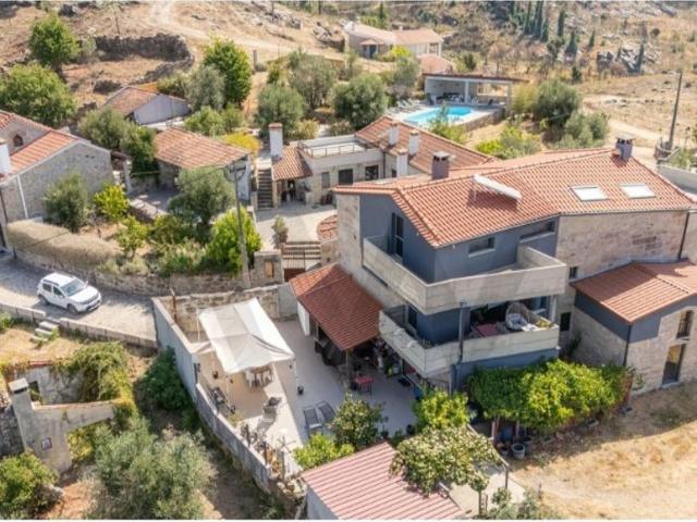 Casa de luxo de 891 m² à venda Oliveira do Hospital, Coimbra