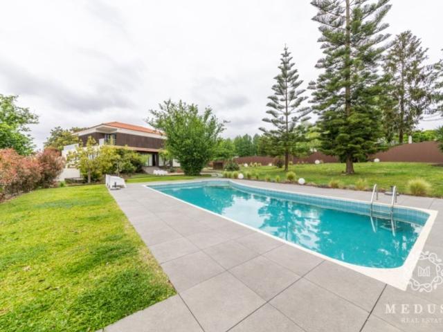 Casa de luxo de 951 m² à venda Macieira, Santa Maria da Feira, Aveiro
