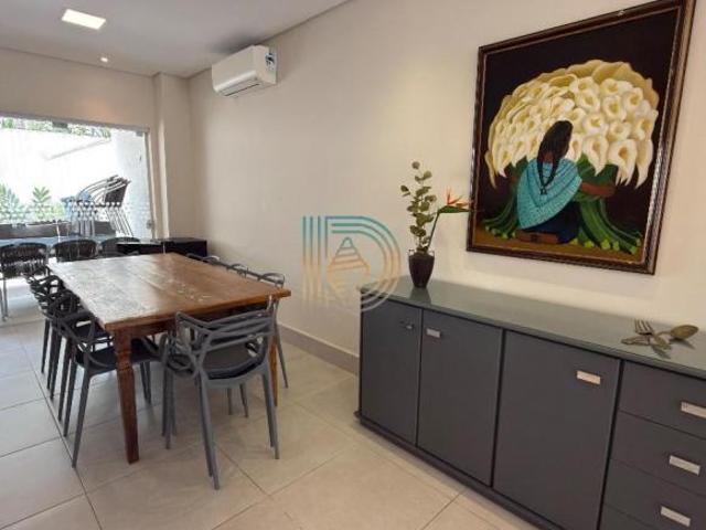Casa de luxo em condomínio 4 quartos, 4 suítes, 2 salas, 4 banheiros, 2 vagas Juquehy, São Sebas
