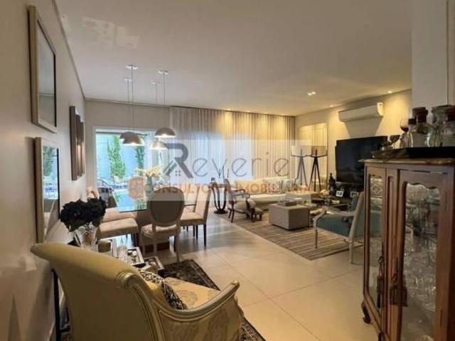 Casa de Luxo em Condomínio à Venda em Indaiatuba SP: 3 Quartos, 3 Suítes, 5 Banheiros, 1 Sala, 4 Vag